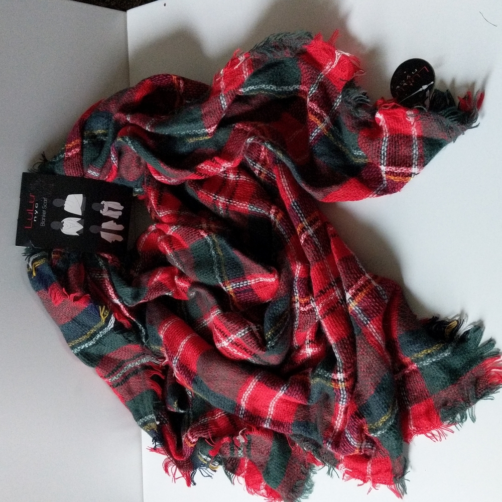 Lulu NYC Blanket Scarf - Green & Red Plaid - New